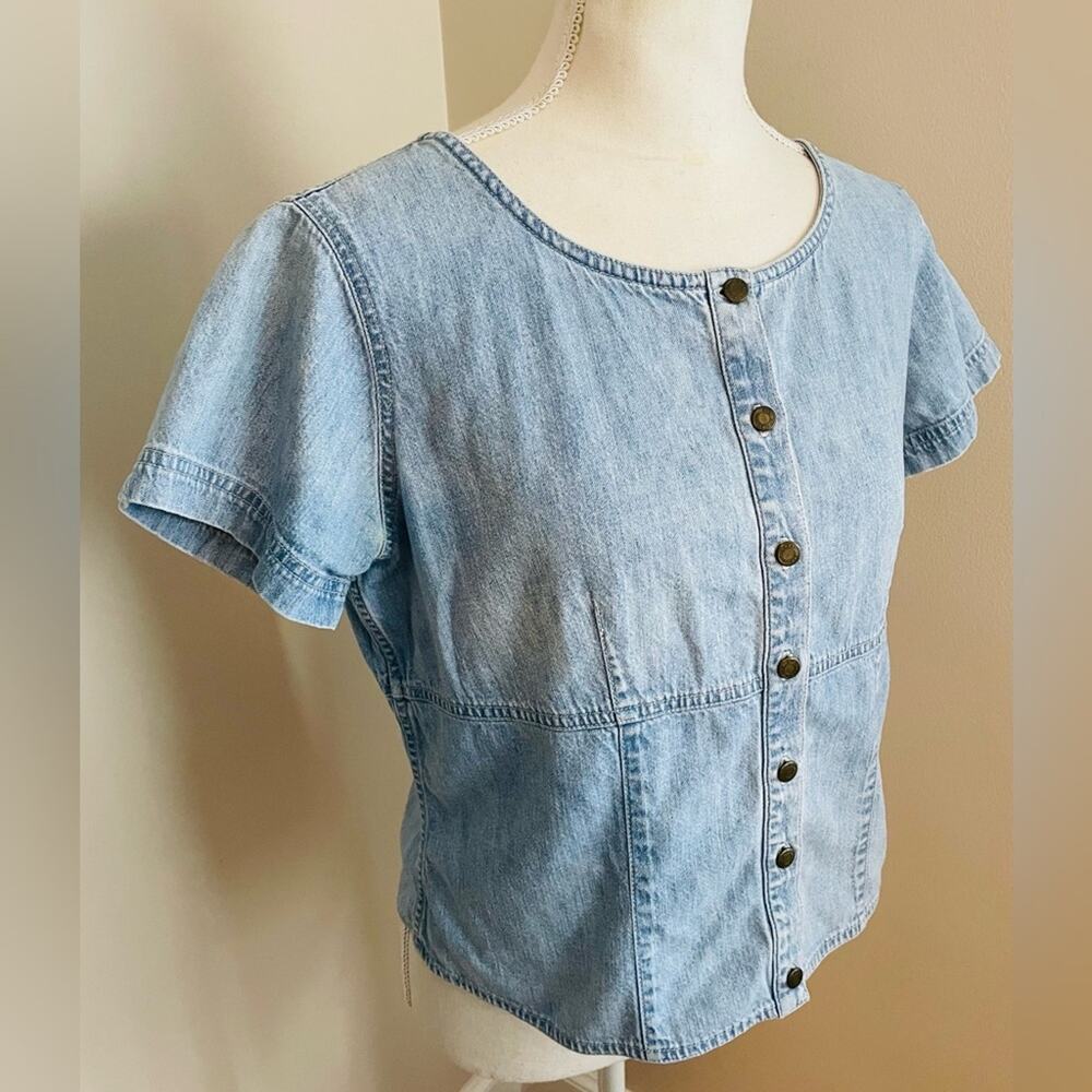 Liz Claiborne Vintage Chambray Shirt - Picture 2 of 4